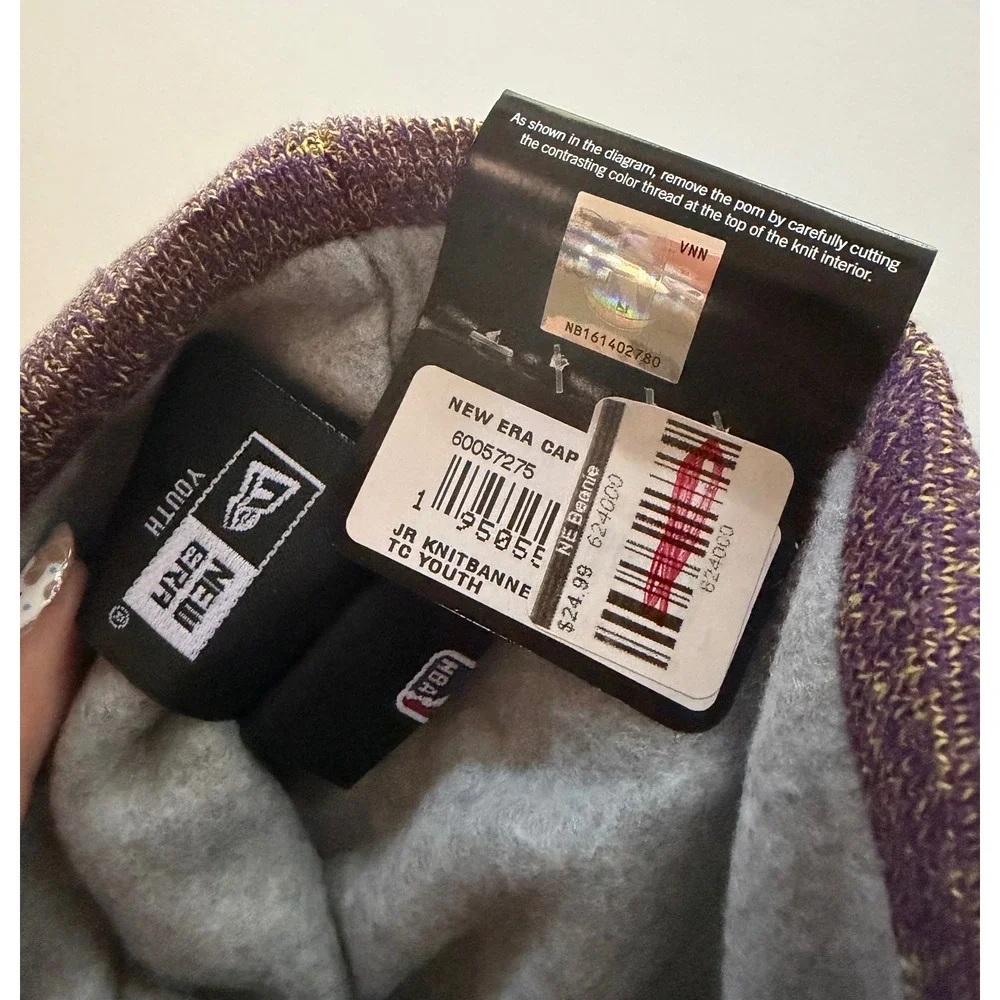 New Era 60057275 Youth Los Angeles Lakers Knit Pom Beanie Hat NWT Purple NBA